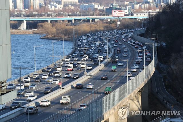 서울 올림픽대로 노량대교