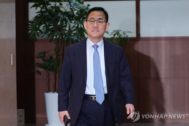 개헌특위 2차회의 참석하는 주호영 위원장