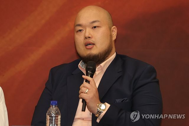 파우스트 역 맡은 박승주 테너