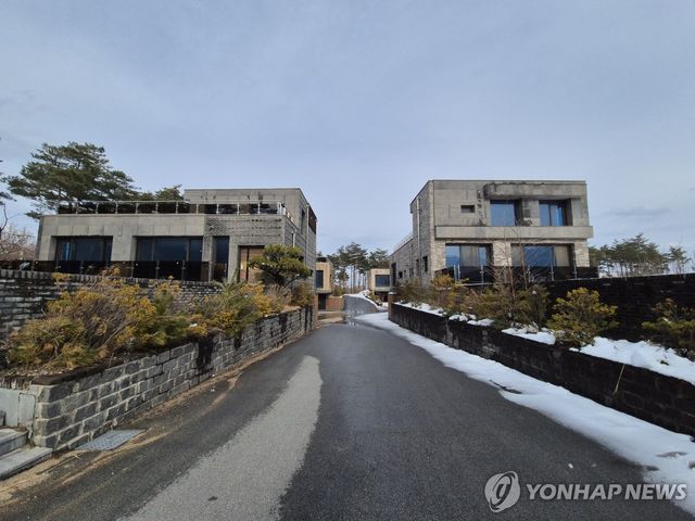 강원 고성군 한 타운하우스 전경