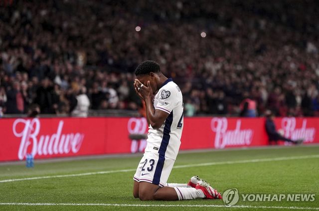 A매치 데뷔전 데뷔골로 잉글랜드에 승리 안긴 루이스스켈리