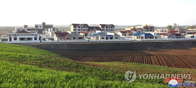 북한, 평안북도·황해남북도에 농촌주택 건설