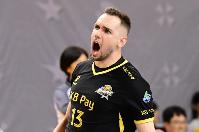 남자부 6라운드 MVP로 선정된 KB손보의 비예나