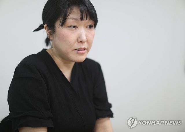 연합뉴스와 인터뷰 중인 김수빈 나부협 회장 