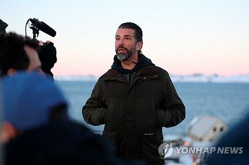 그린란드 방문한 트럼프 주니어 