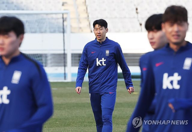 훈련하는 손흥민