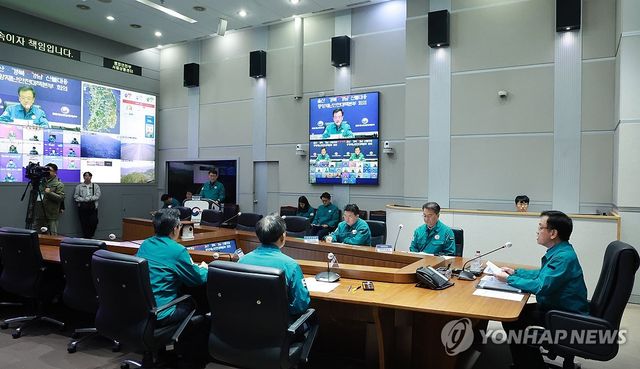 최상목 권한대행, 산불 대응 관련 중대본 회의 발언