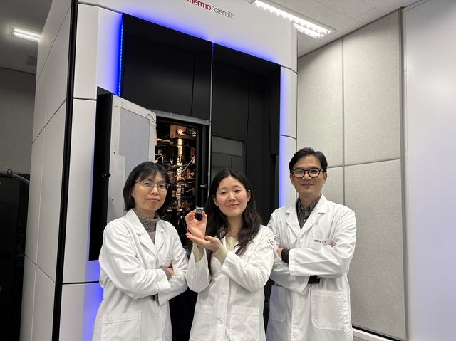 6밀리초 안에 일어나는 단백질 반응 분석 기술 개발한 KAIST 연구팀