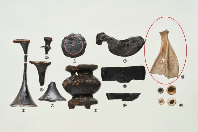 김해 봉황동 유적 출토 추정 의례용 유물 일괄