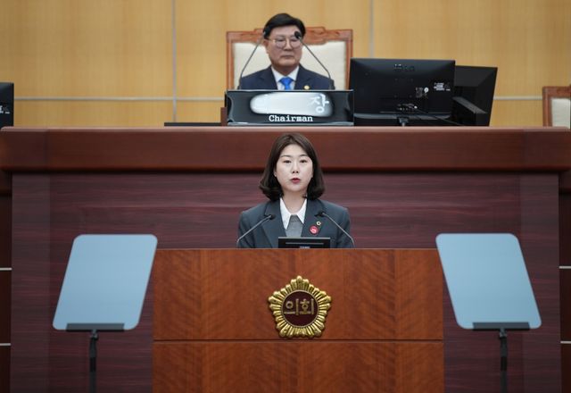 건의안 발의하는 서난이 전북도의원