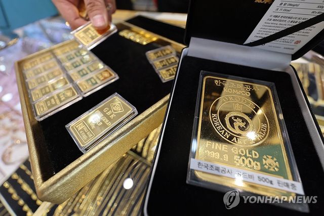 처음으로 3천달러 돌파한 국제 금값