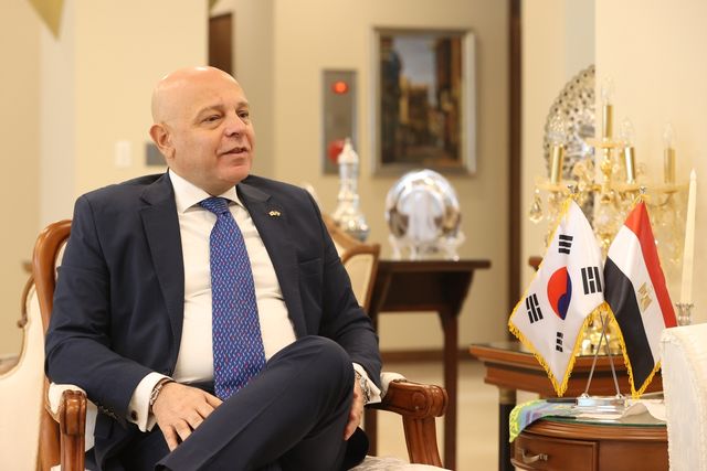인터뷰하는 주한 이집트 대사