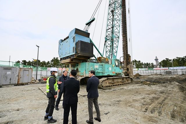 속초 공공 영어도서관 공사 현장