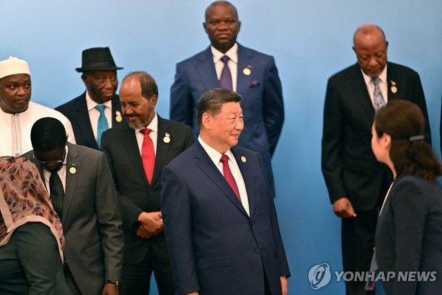 아프리카 대륙에 공을 들이는 시진핑 중국 국가주석 [EPA 연합뉴스 자료사진. 재판매 및 DB 금지]