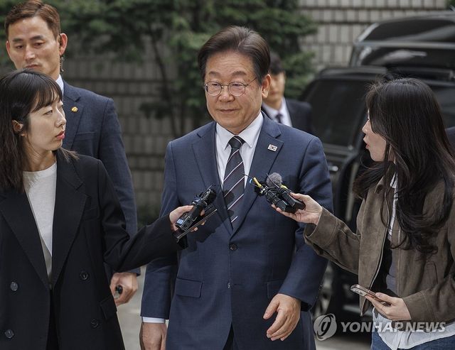 공판 향하는 이재명 대표