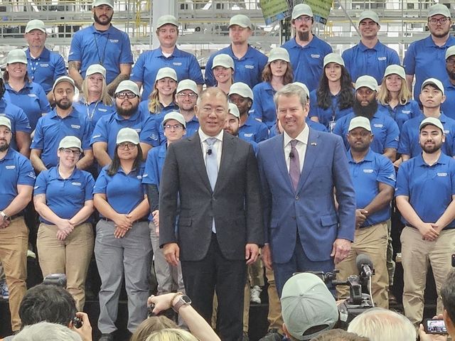 조지아주 주지사와 함께 한 정의선 회장 
