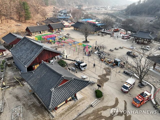 예비 중수 작업으로 분주한 대전사