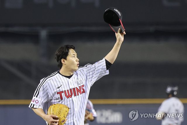 LG 선발 임찬규, 8회도 무실점!