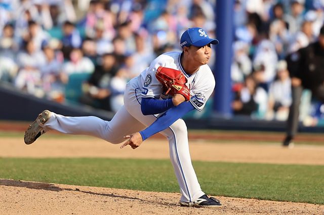 데뷔전서 역투하는 배찬승