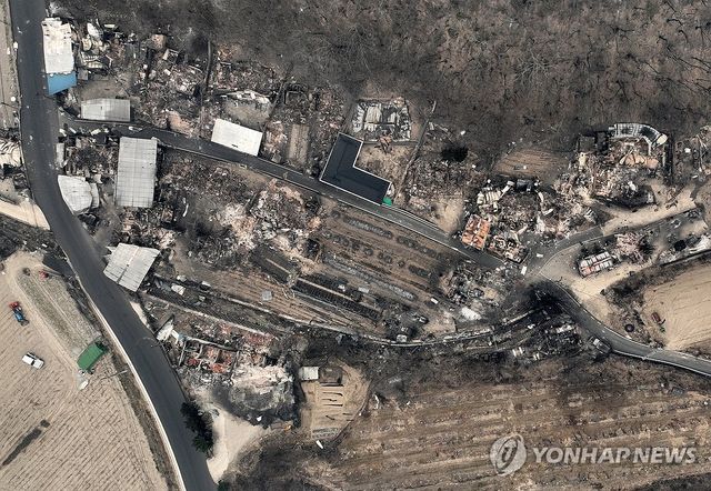 흔적만 남은 마을