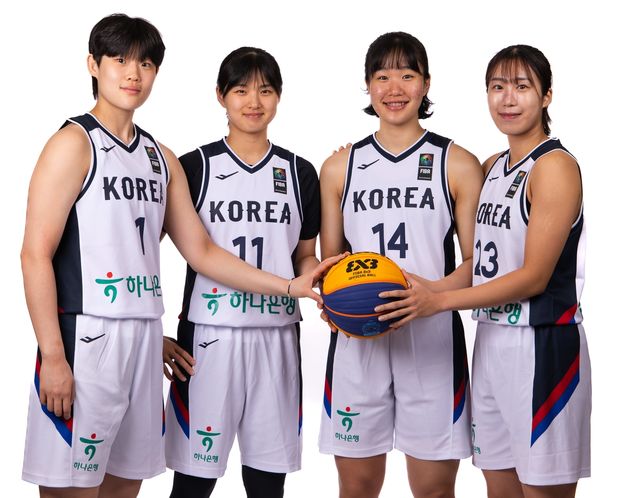 (왼쪽부터) 이예나, 허유정, 송윤하, 이다연