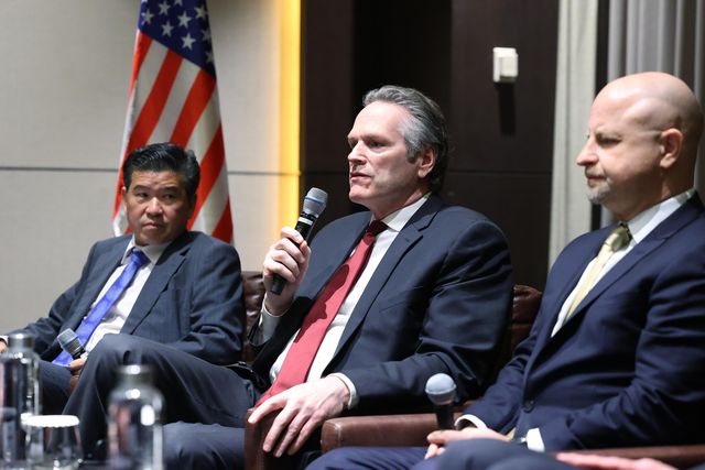 마이크 던리비 알래스카 주지사 