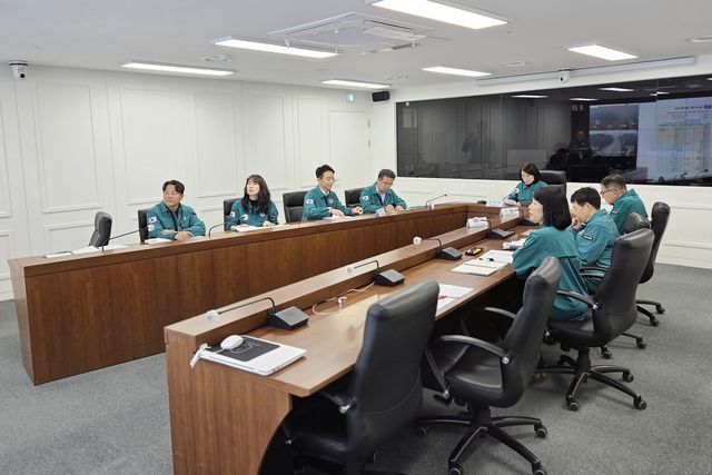 경북 산불 관련 위기대응 상황회의 중인 방통위