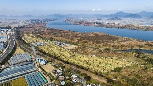 하늘에서 본 김해 술뫼파크골프장 