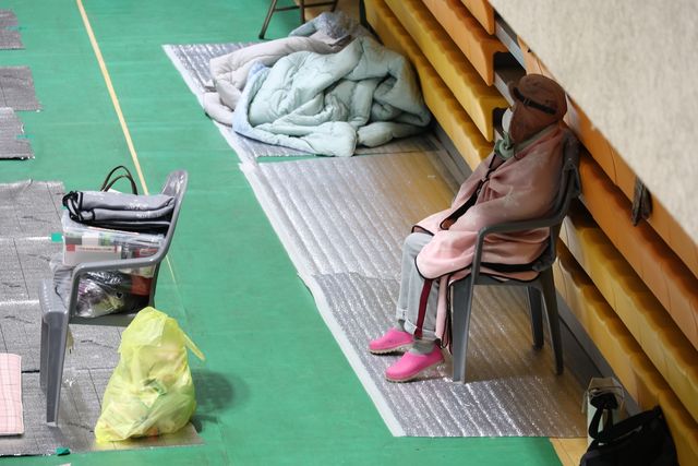 '길어지는 이재민 생활'