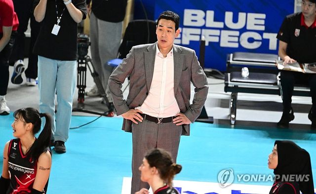 답답한 정관장 고희진 감독