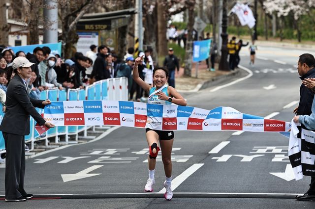 경기체고, 코오롱구간마라톤 여자부 우승