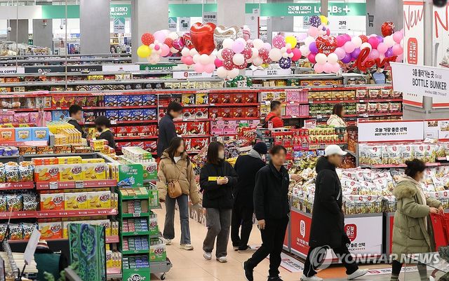 식품·외식업계, 가격 인상 잇따라…'안 오른 게 없다'