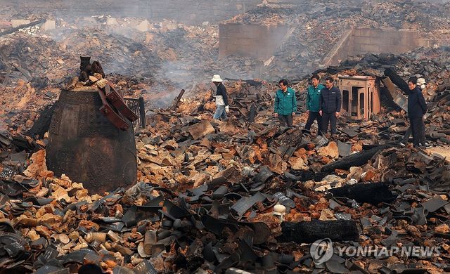 화마가 휩쓸고 간 고운사
