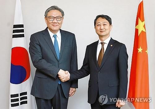 안덕근 장관, 중국 상무부 부장 면담