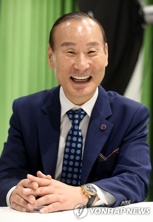 최병오 패션그룹 형지 회장 겸 부산섬유패션산업연합회 신임 회장