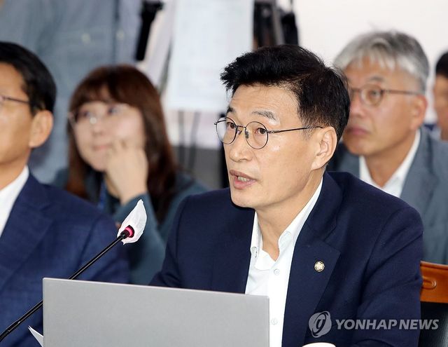 질의하는 문대림 의원