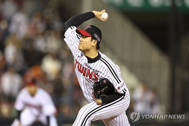 역투하는 김강률