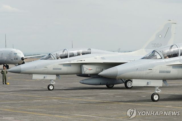 필리핀 공군이 운용하는 한국산 FA-50 전투기