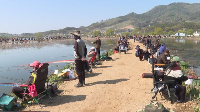 예당호에서 4월 12일 전국낚시대회