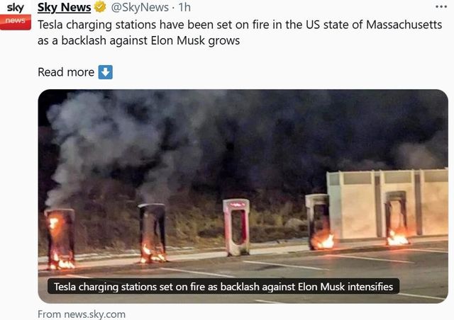 미국 테슬라 충전소의 방화 추정 화재 보도한 스카이뉴스 