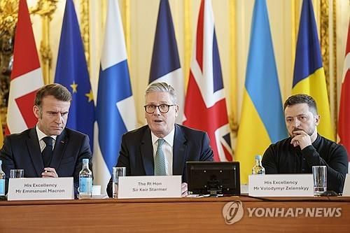 지난 2일 런던에서 만난 유럽 정상들과 젤렌스키 우크라 대통령