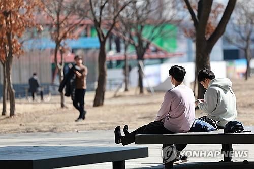 야외 활동하기 좋은 오후