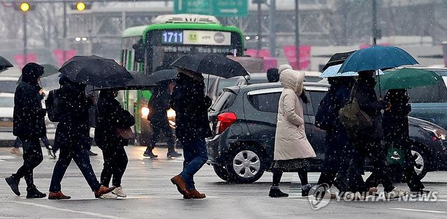 서울 종로구 시민들의 출근길