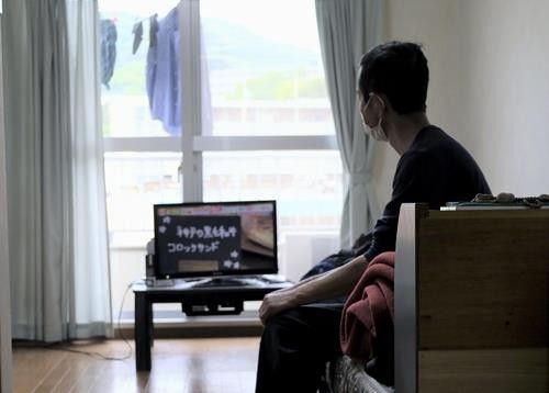 일본의 한 생활보호 수급자 시설에 입소한 남성 