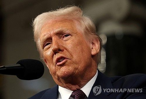 미 의회서 연설하는 트럼프 대통령