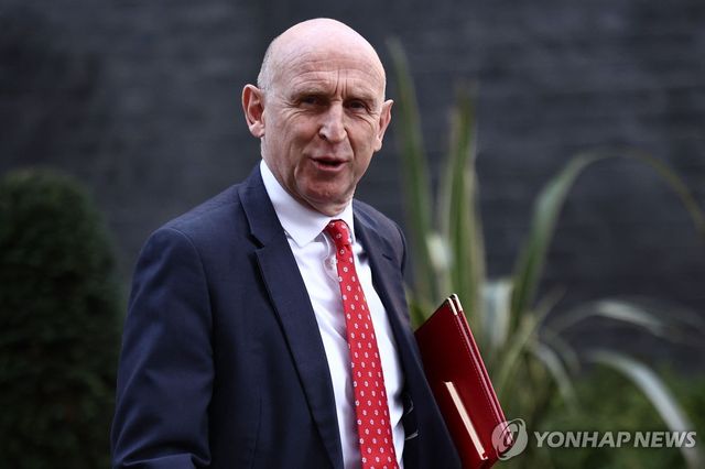 존 힐리 영국 국방장관