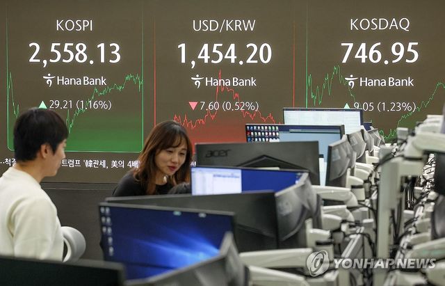 "환율에 민감한 美 주식자금 비중↑…자금유출입 유의"