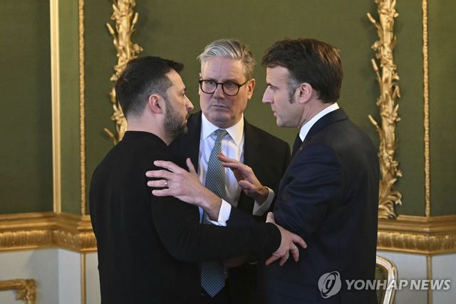 트럼프 설득 가능할까…미국 동반방문 추진하는 우크라이나, 영국, 프랑스 정상 [AP 연합뉴스 자료사진. 재판매 및 DB 금지]