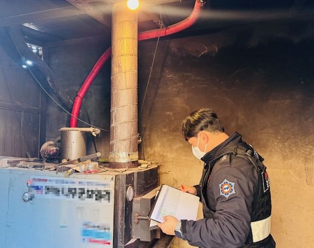 화목보일러 점검하는 강원소방