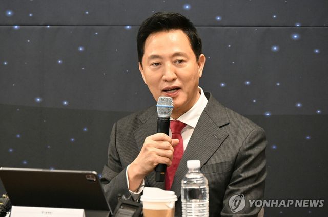 '핀테크 스타트업 간담회'서 발언하는 오세훈 시장